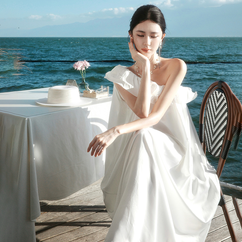 Seaside beautiful dress vacation long dress