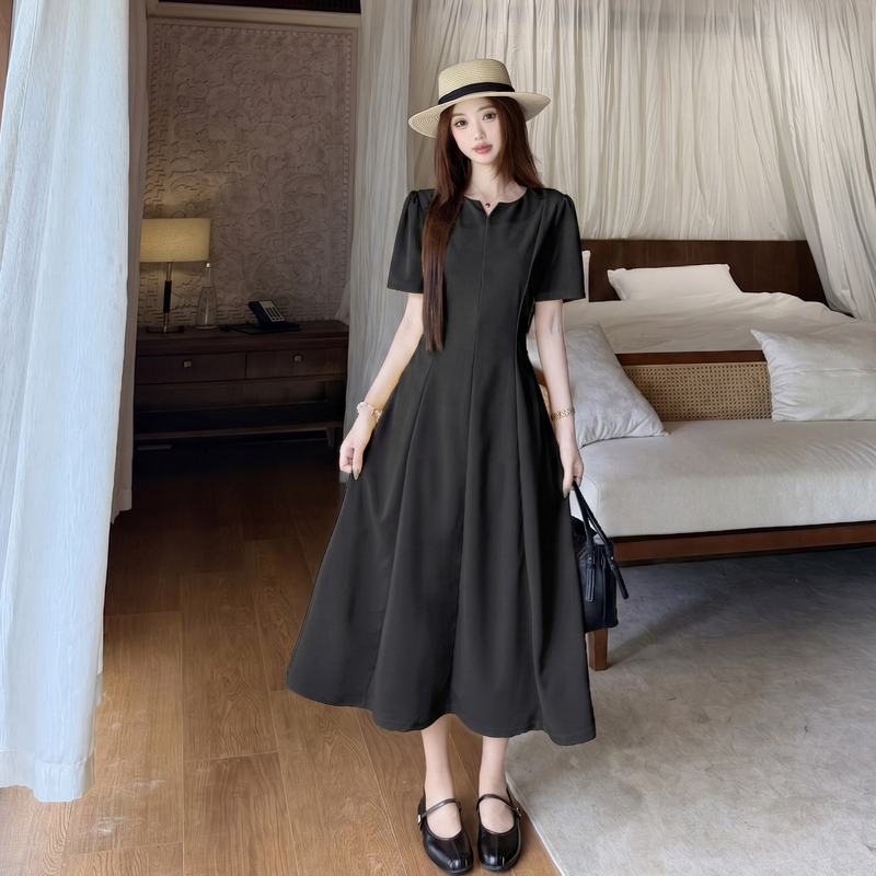 Large yard Hepburn style dress black long dress