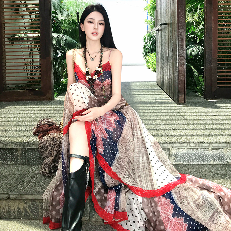 Niche vacation long dress retro sling dress for women