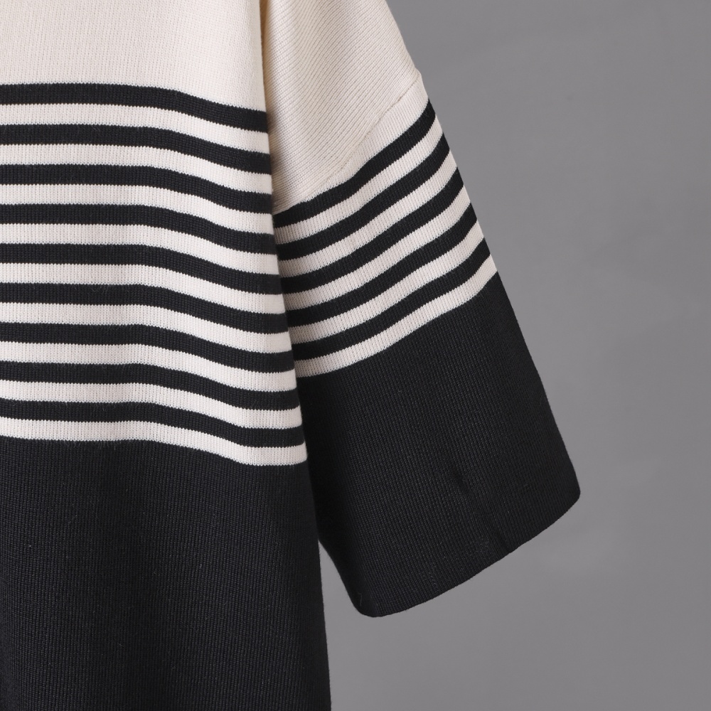Summer V-neck T-shirt fashion Casual skirt 2pcs set