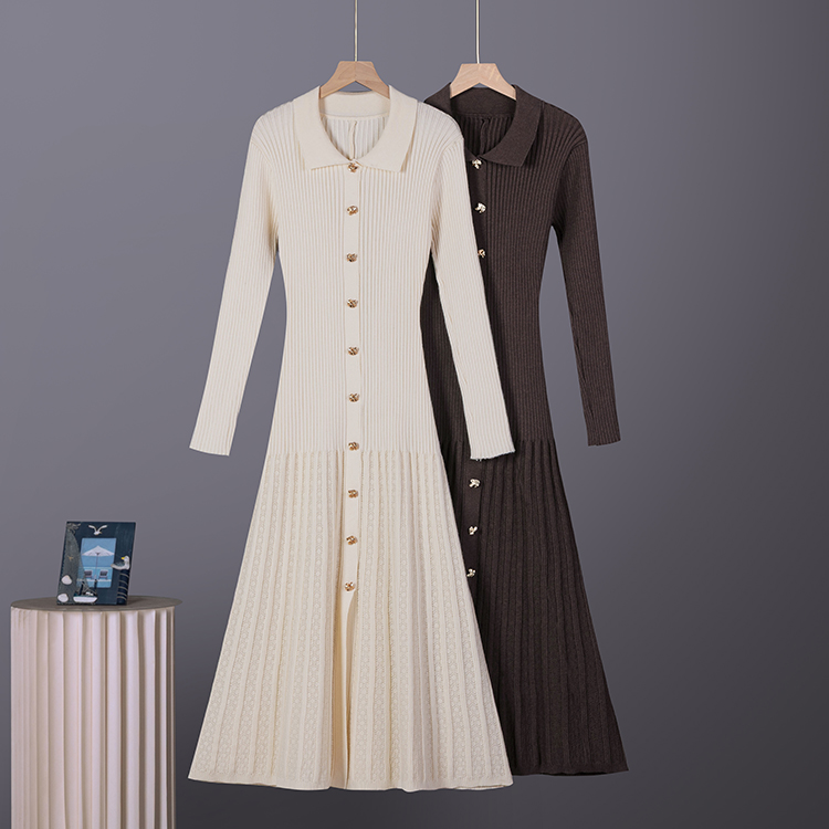 Winter knitted single-breasted European style dress