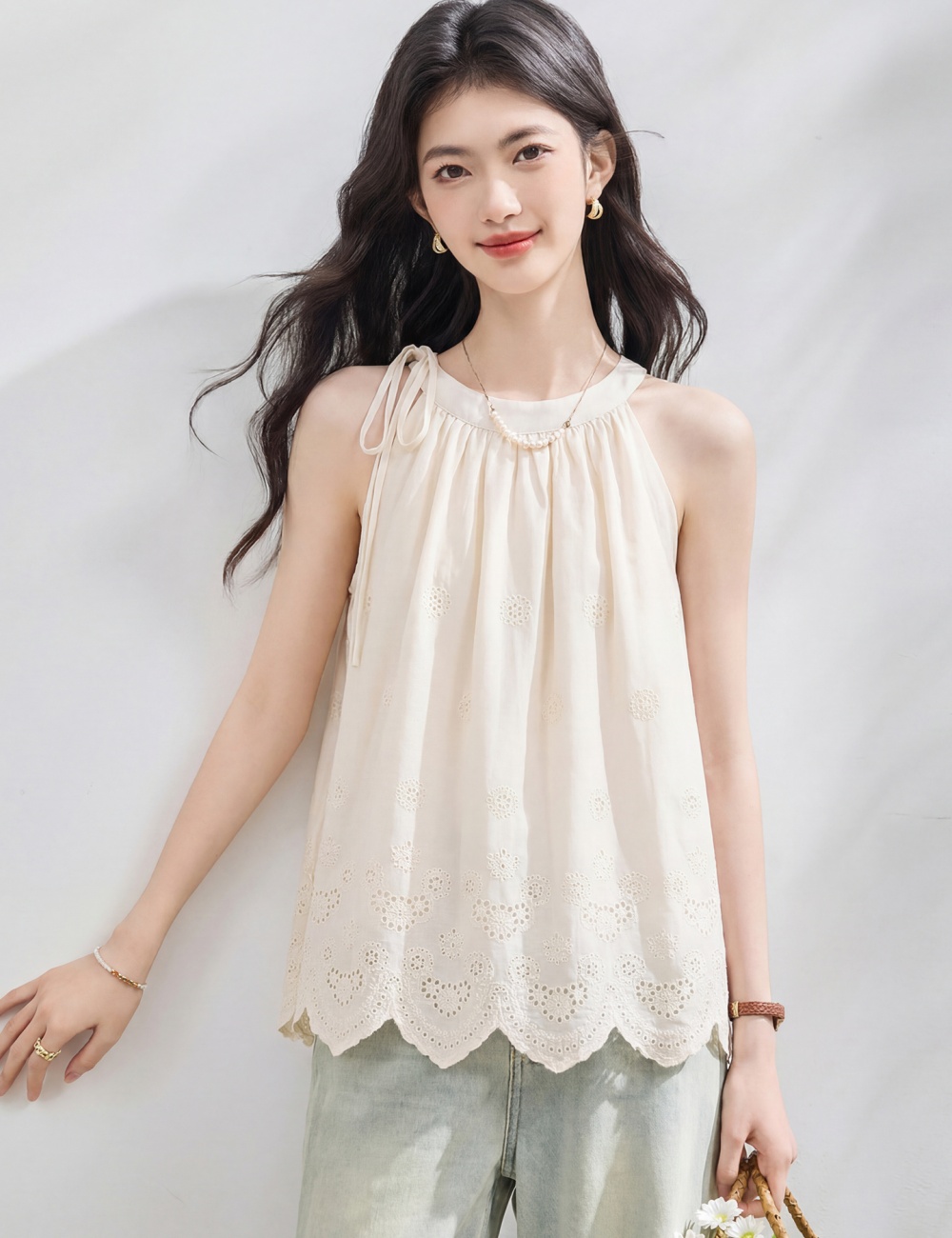 Summer sleeveless shirt round neck small shirt for women