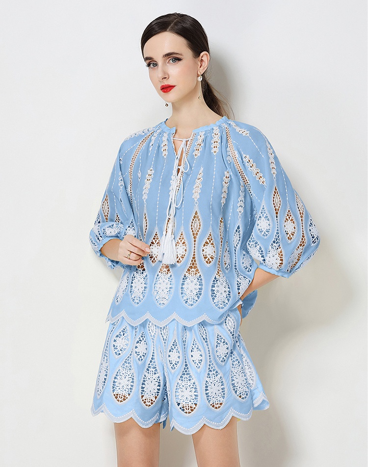 Chanelstyle hollow ladies tops a set