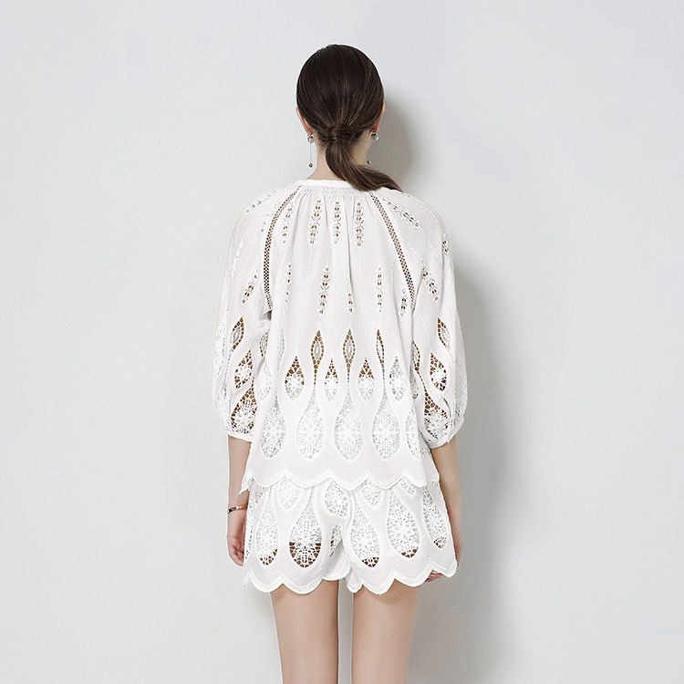 Chanelstyle hollow ladies tops a set
