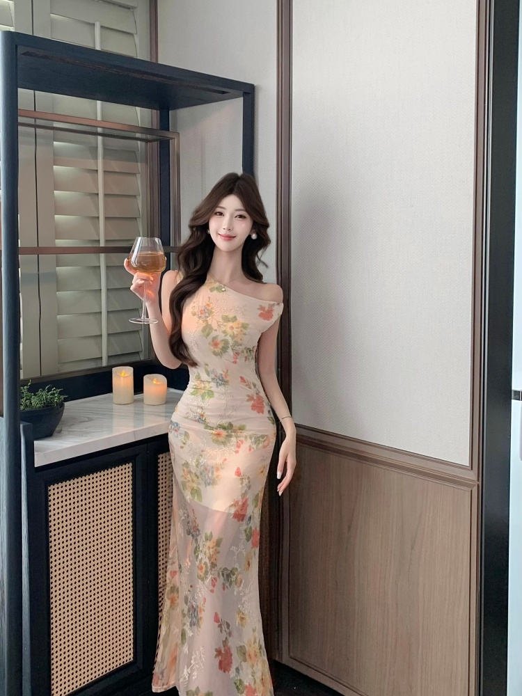 Pinched waist floral dress package hip vacation long dress