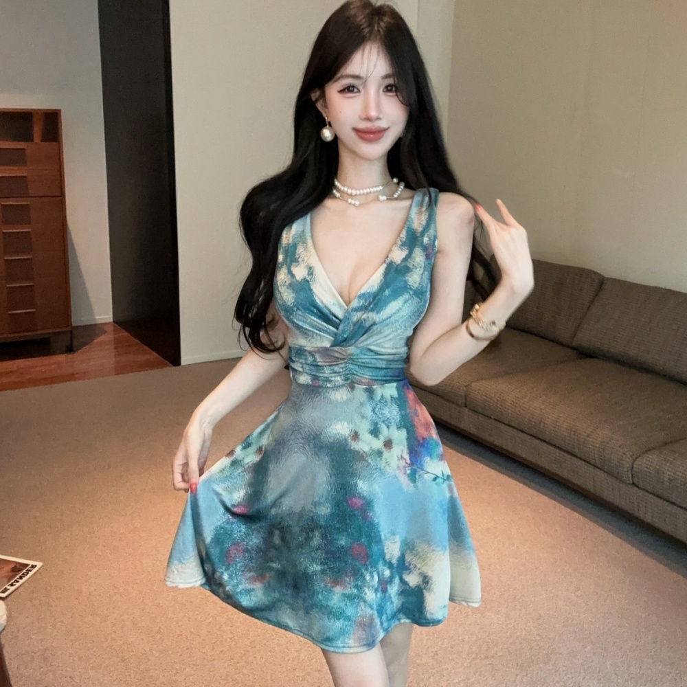 V-neck niche dress summer blooming vest for women