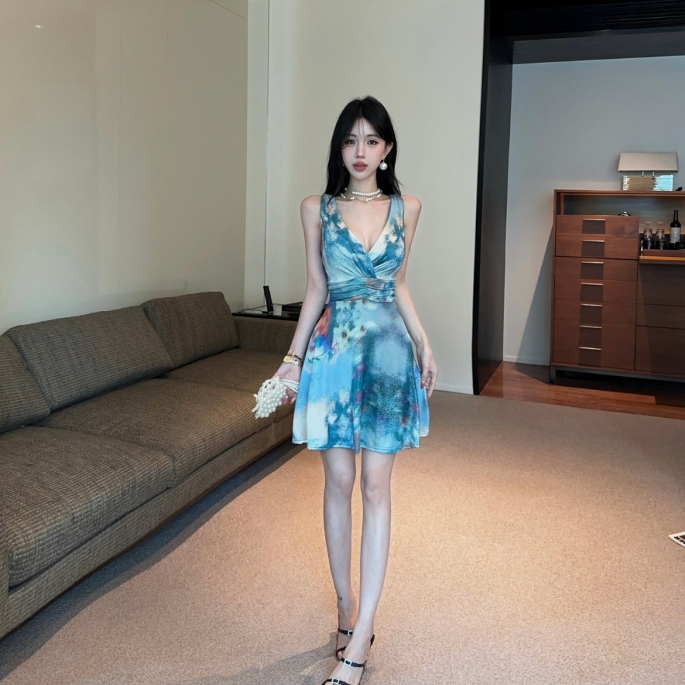 V-neck niche dress summer blooming vest for women