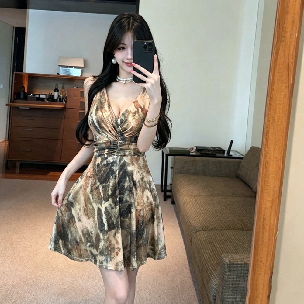 V-neck niche dress summer blooming vest for women