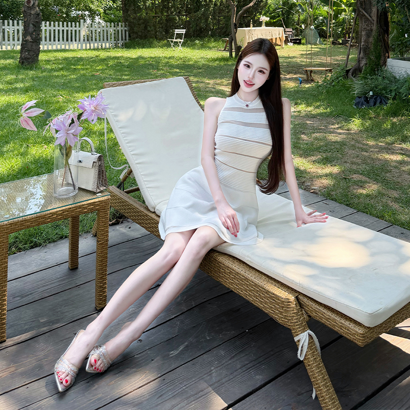 Summer pinched waist sleeveless knitted dress for women