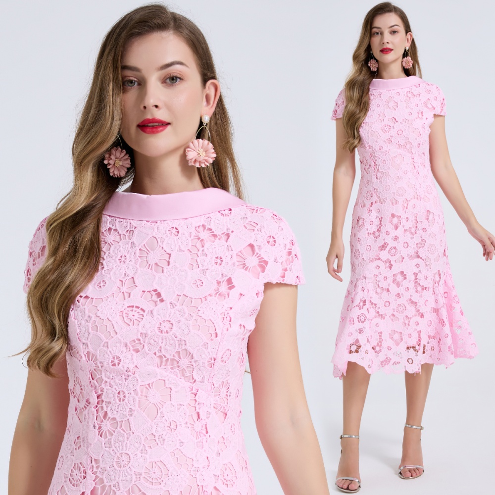 Pinched waist generous lapel lace simple dress