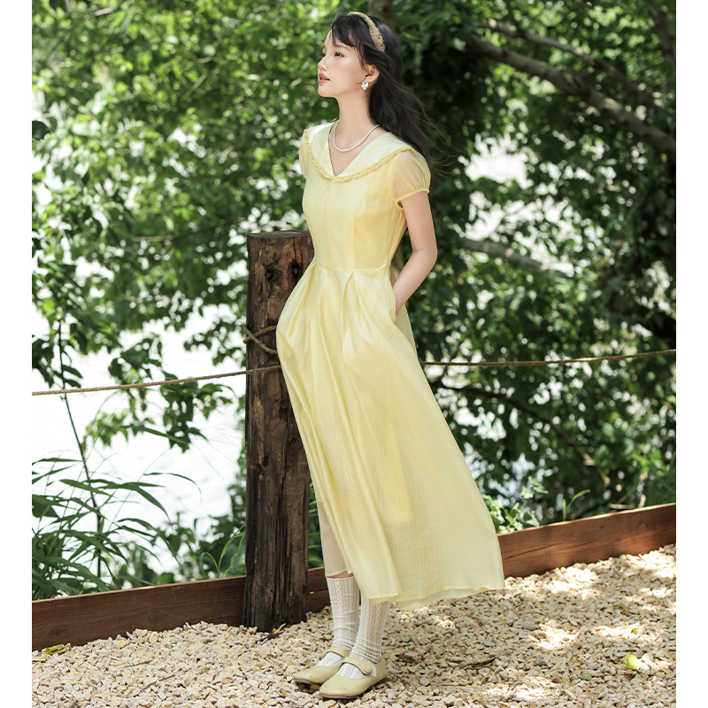 Lapel France style yellow generous dress for women