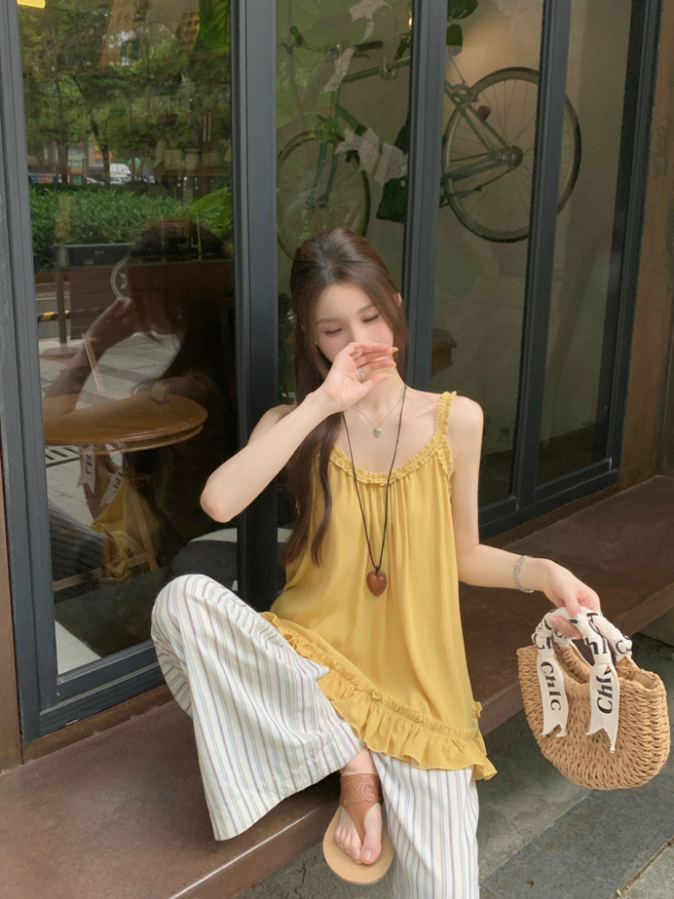 Small fellow lace vest sling tops for women