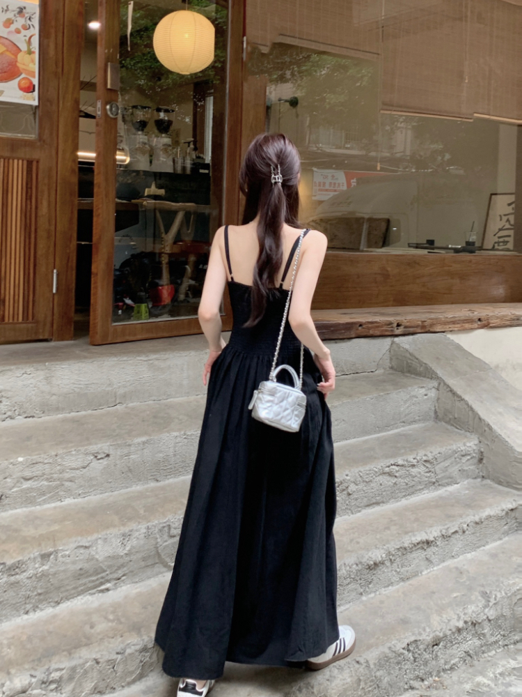 Sleeveless fold dress simple France style long dress