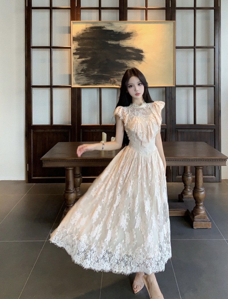 Lace sexy pinched waist dress vacation slim long dress for women