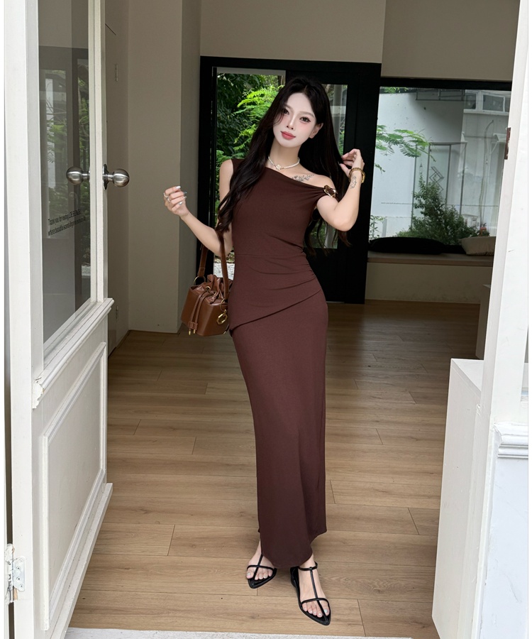Pinched waist dress sloping shoulder long dress for women