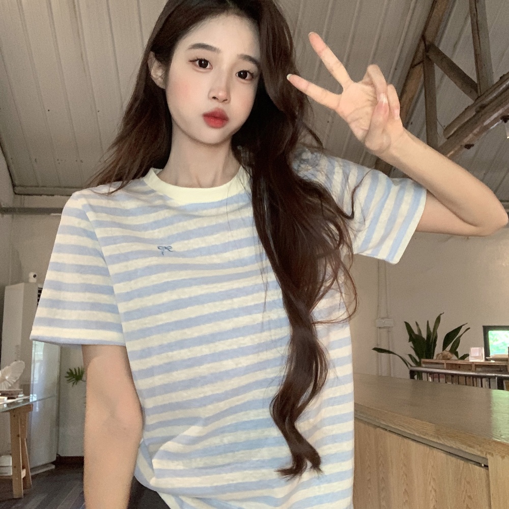 Round neck short embroidery T-shirt summer slim stripe tops