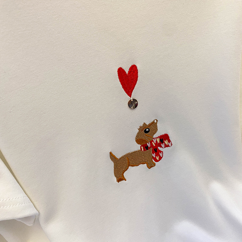 Embroidery T-shirt round neck tops for women