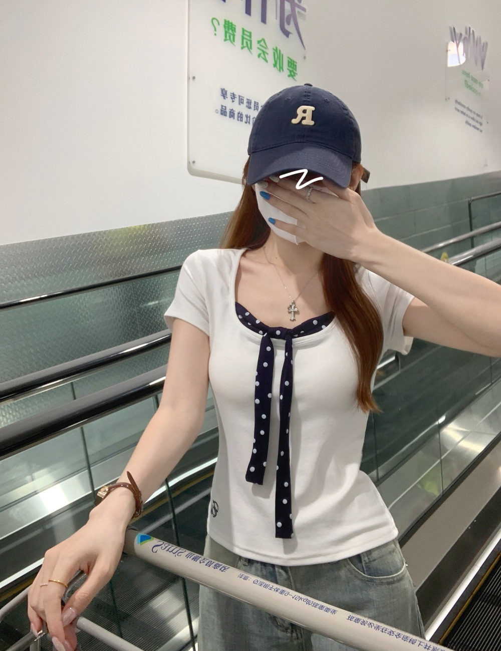 Slim short sleeve T-shirt frenum tops for women