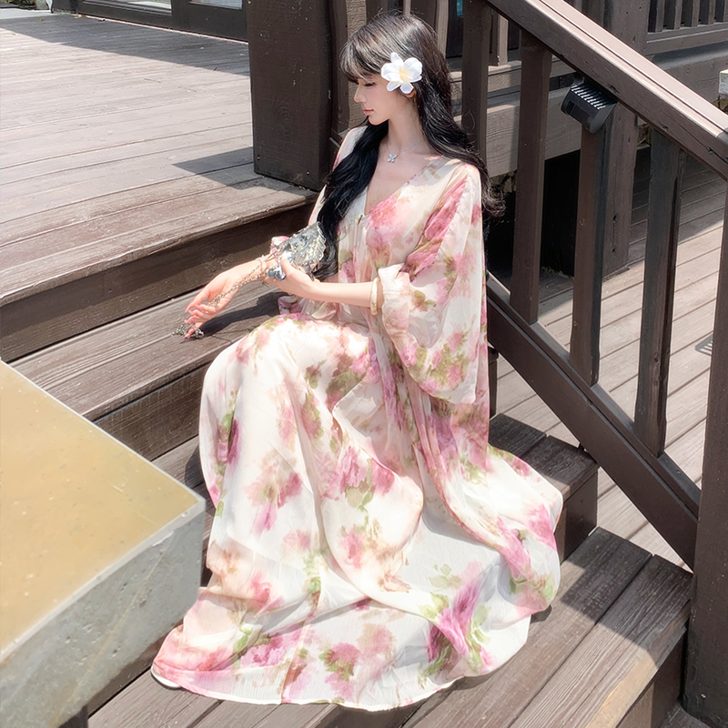 Seaside vacation tender floral loose V-neck dress for women