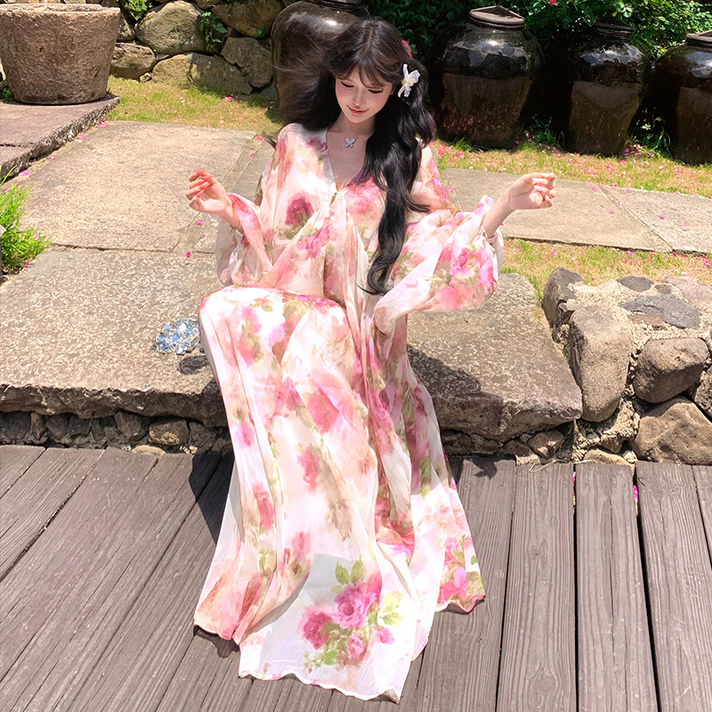 Seaside vacation tender floral loose V-neck dress for women