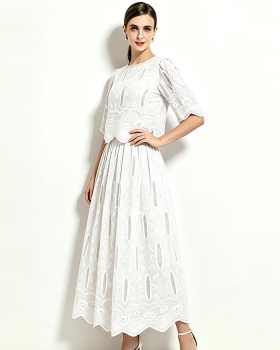 Embroidery round neck tops hollow high waist skirt