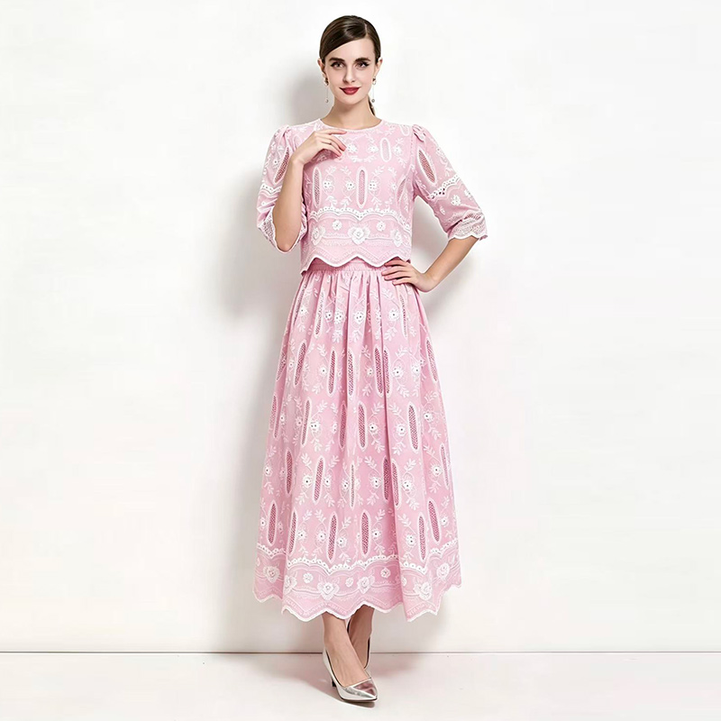 Embroidery round neck tops hollow high waist skirt