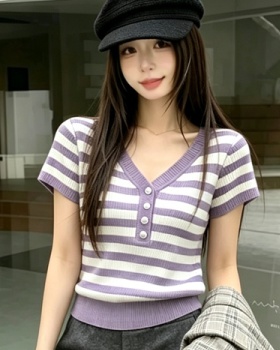 Summer V-neck stripe sweater short sleeve slim knitted tops