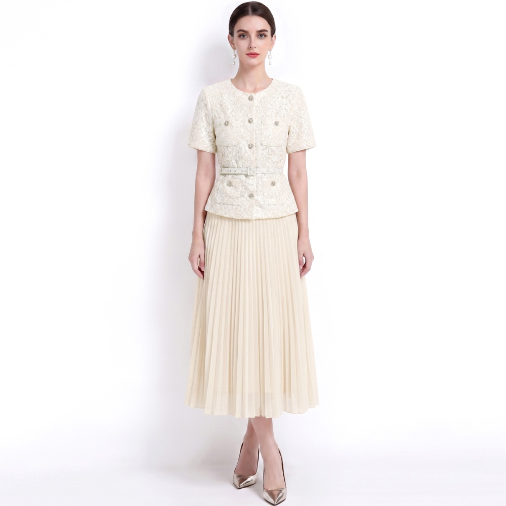 Round neck chanelstyle with belt pleated slim dress for women
