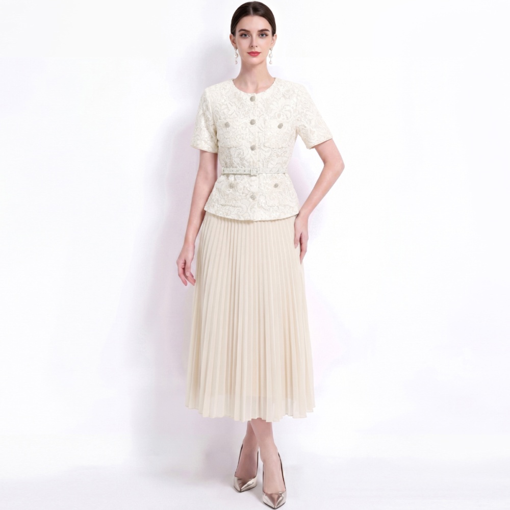 Round neck chanelstyle with belt pleated slim dress for women