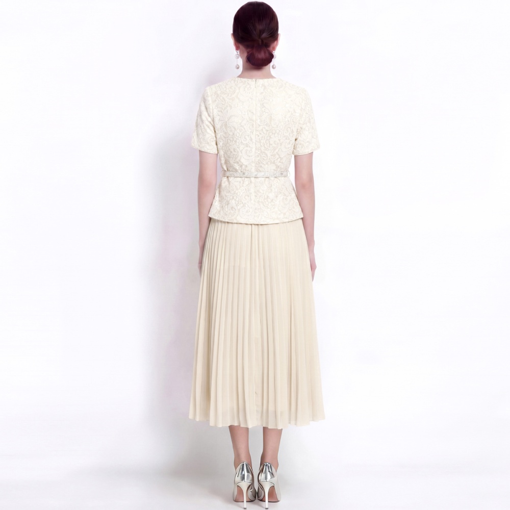 Round neck chanelstyle with belt pleated slim dress for women