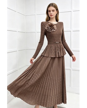 Elegant antique silver pleated pinched waist dress