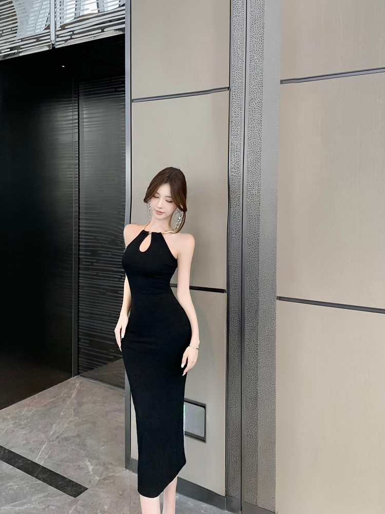 Slim sleeveless hollow metal tight package hip halter dress