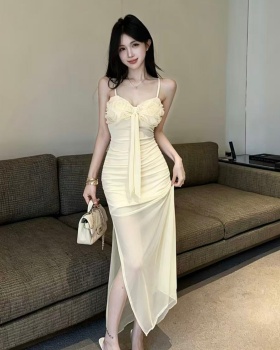 Streamer slim spicegirl split V-neck enticement dress