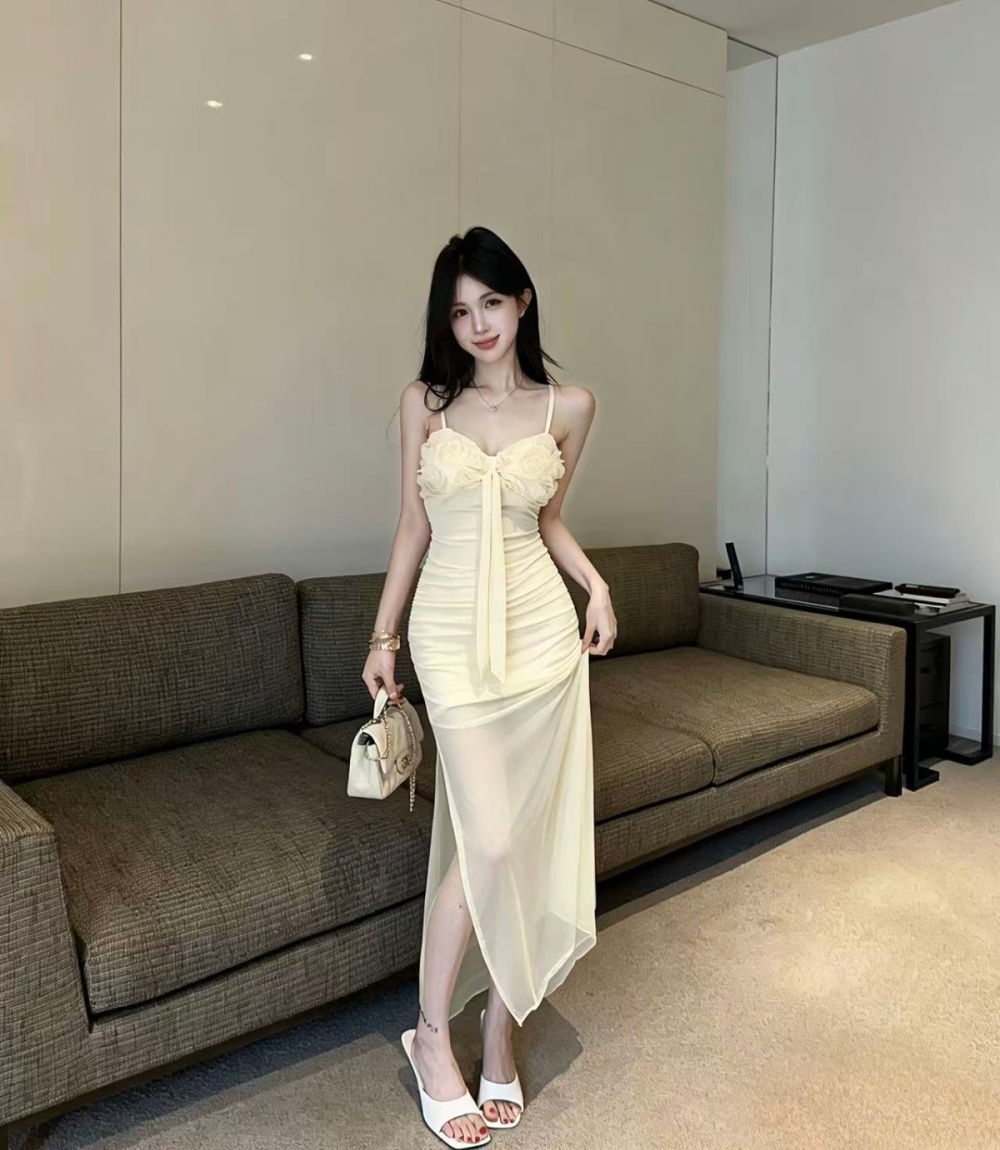 Streamer slim spicegirl split V-neck enticement dress