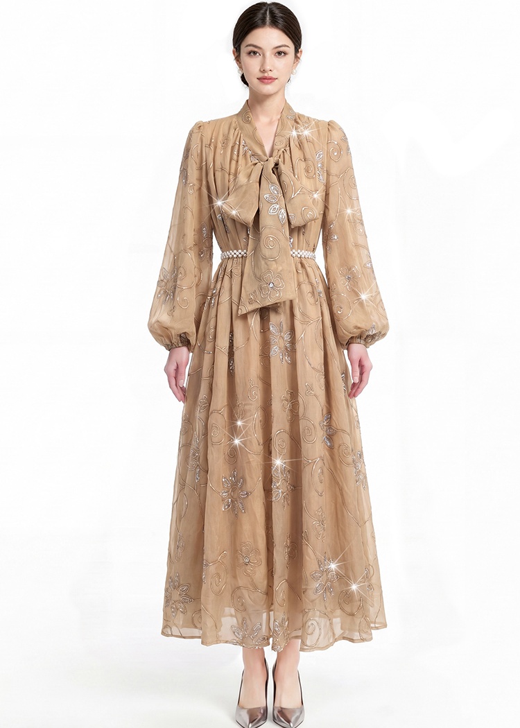 Long sleeve embroidery dress