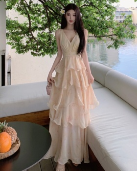 Special cake V-neck sling pinched waist dress for women