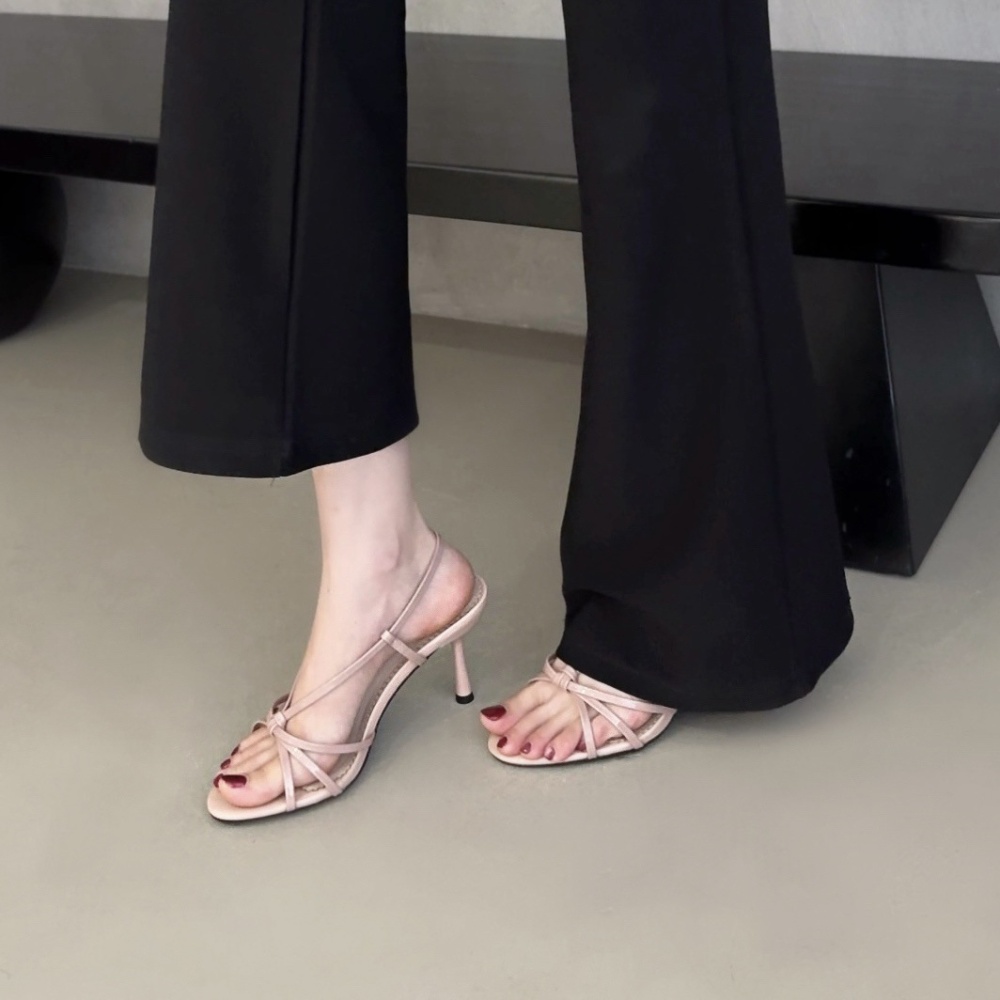 High-heeled fine-root low vacation sandals