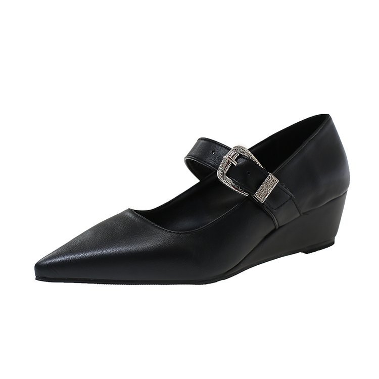 Low lady shoes pointed high-heeled shoes