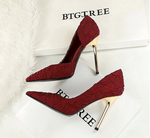 Fold satin evening dress temperament high-heeled shoes
