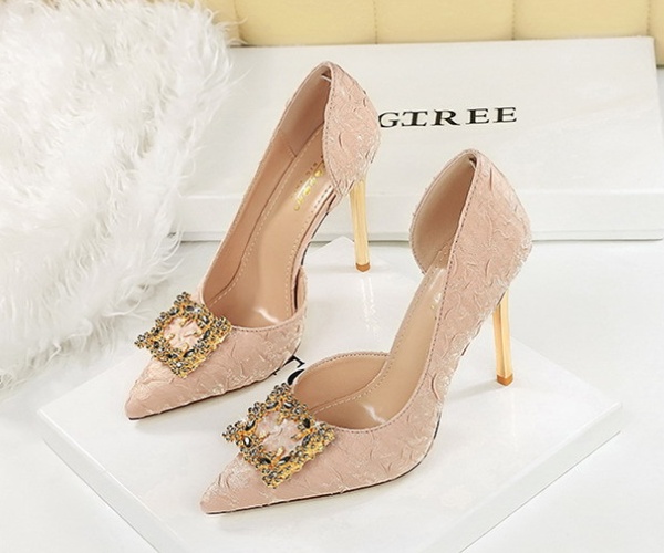 Hollow France style lazy shoes tender wedding shoes
