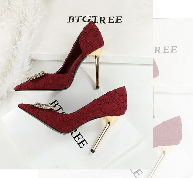 Hollow France style lazy shoes tender wedding shoes