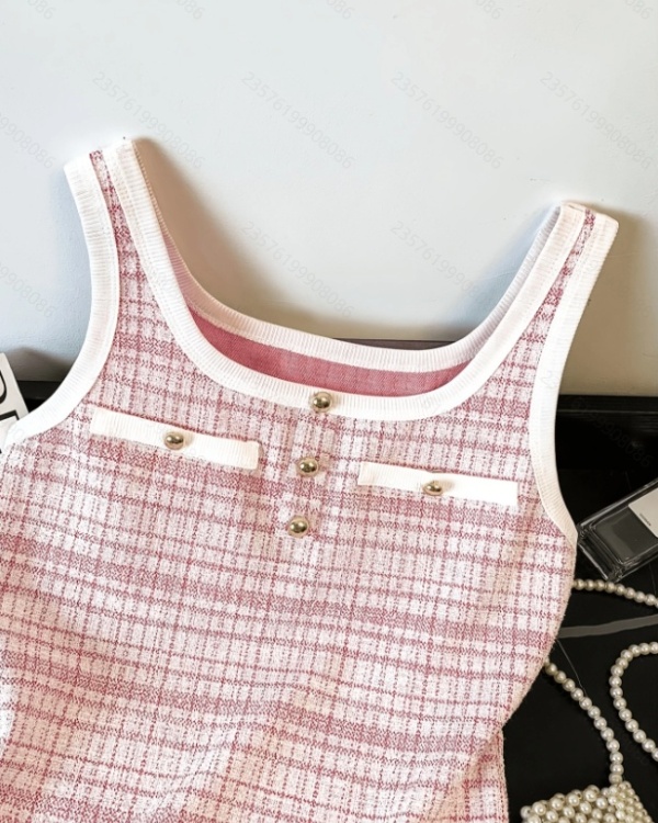 Fashion chanelstyle knitted vest
