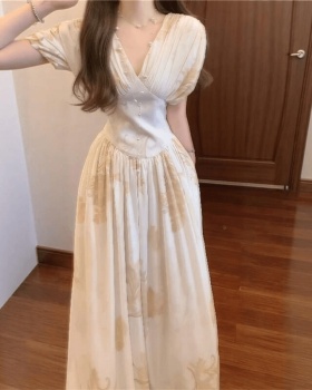 Casual V-neck elegant big skirt retro pinched waist fold dress