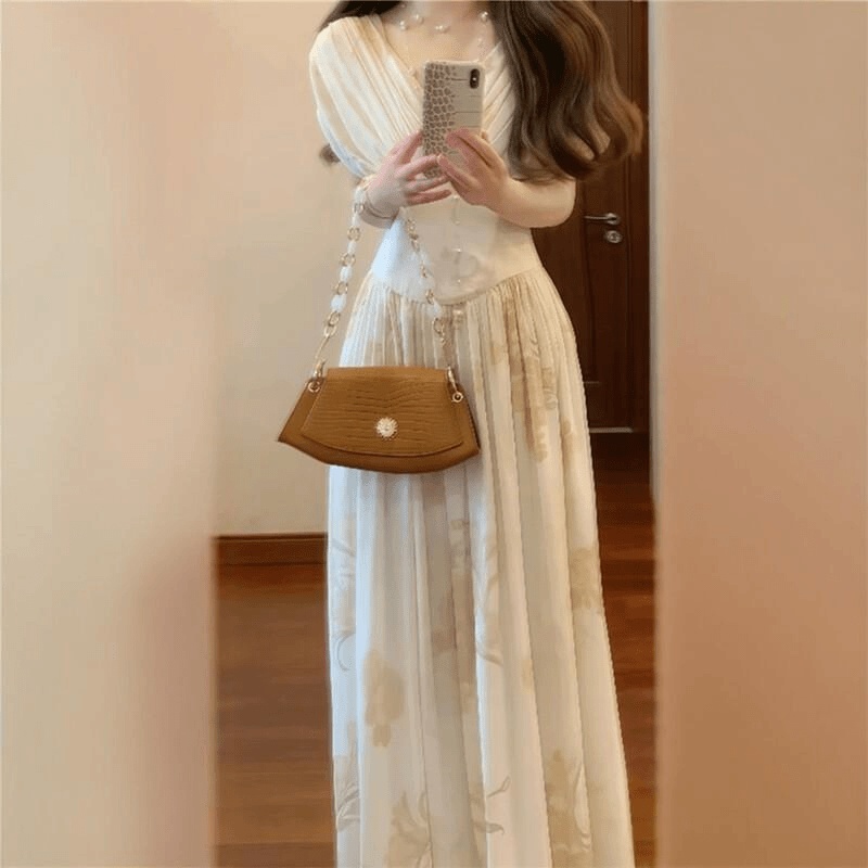 Casual V-neck elegant big skirt retro pinched waist fold dress