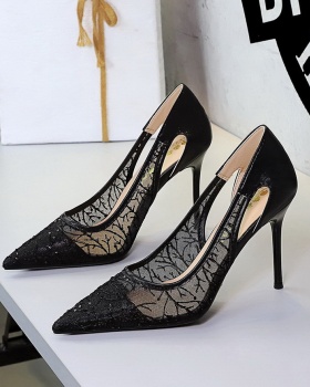 Temperament hollow shoes banquet pointed lazy shoes