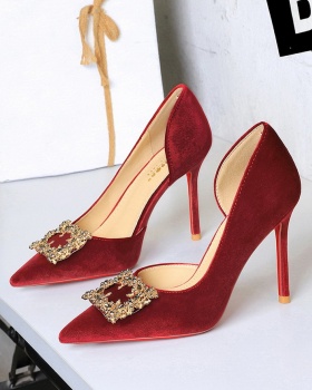 Pointed side buckle fine-root sexy Korean style shoes