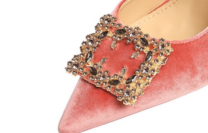 Pointed side buckle fine-root sexy Korean style shoes