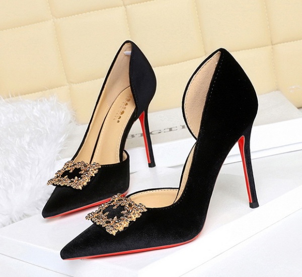 Pointed side buckle fine-root sexy Korean style shoes