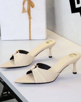 European style lazy shoes wears outside slippers for women
