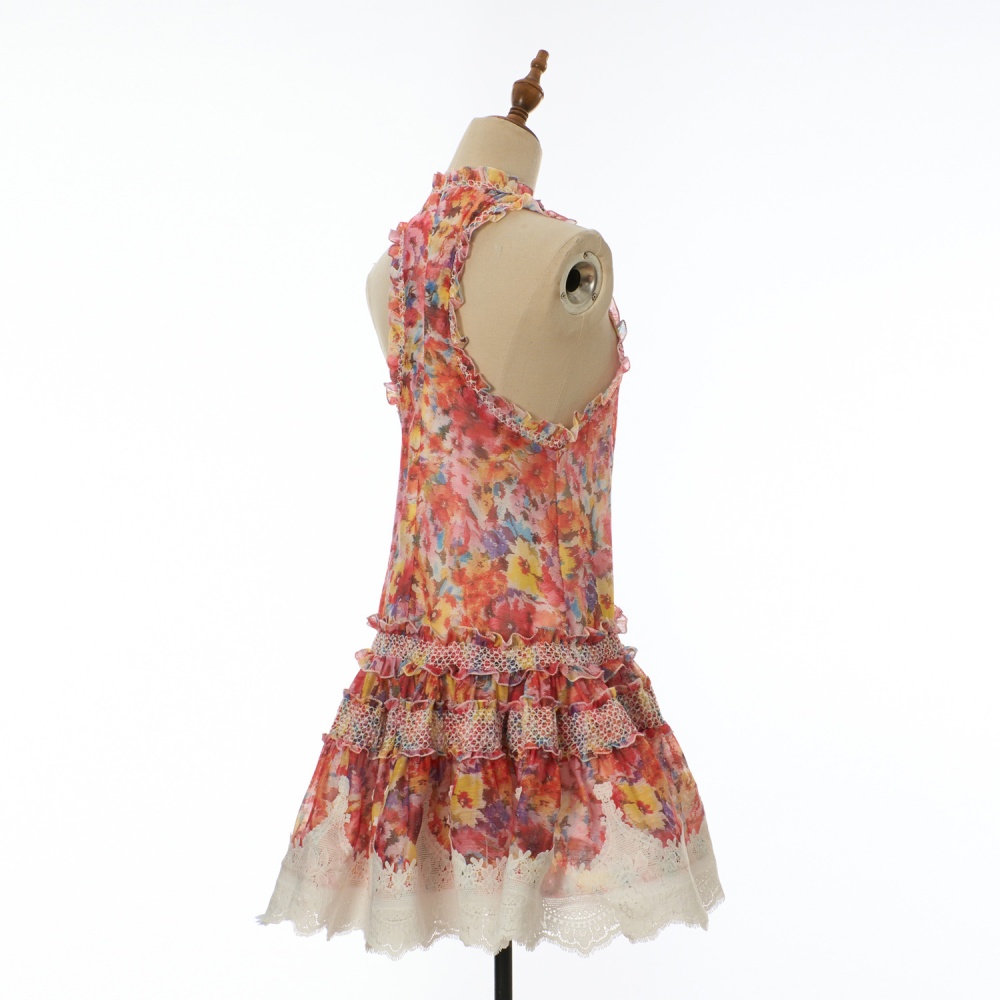 Thick and disorderly floral T-back vacation jumpsuit